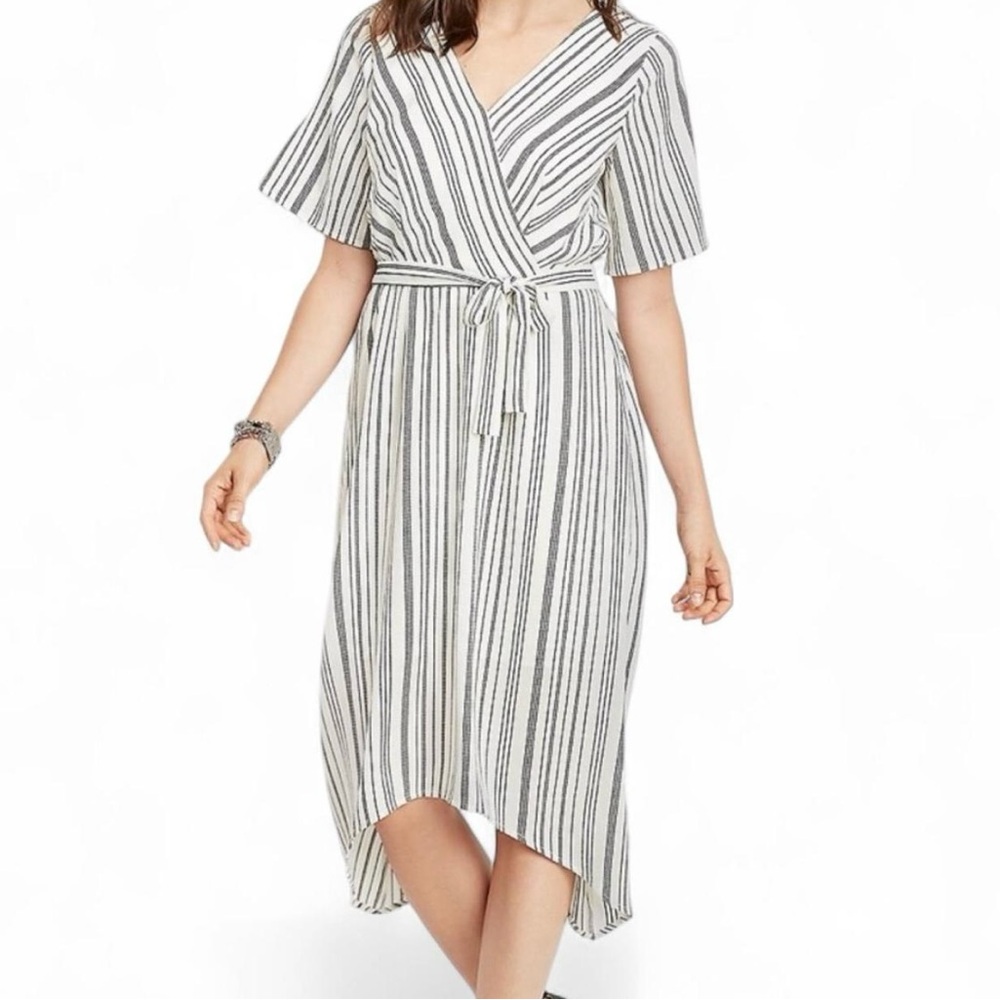 Maurice’s striped flutter sleeve dress